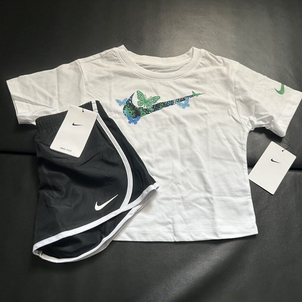NWT Nike Athletic Set Girls Size 6